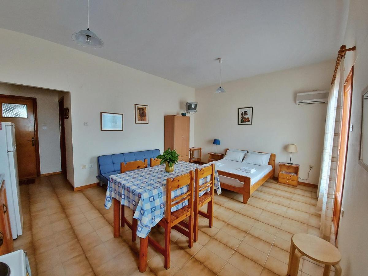 Seaview- 2 Space - Selfcatering Apartment - Helen No 3 Xiropigado Esterno foto